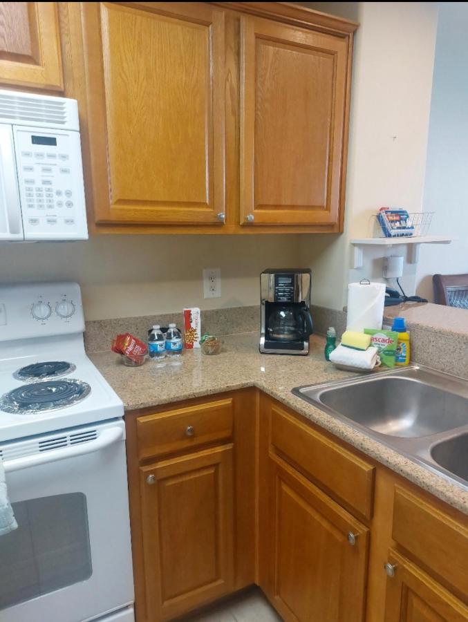 Disney Just 1 And A Quarter Mile Away, Blue Heron 1 Room 2 Bath,Amenities,6 Guests, Walk To Restaurants, No Fees At Check In Ορλάντο Εξωτερικό φωτογραφία